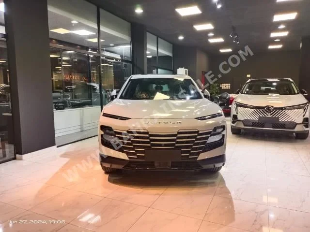 JETOUR DASHING LUXURY 2025 SUV Automatic 4 0 FWD Gray Gasoline