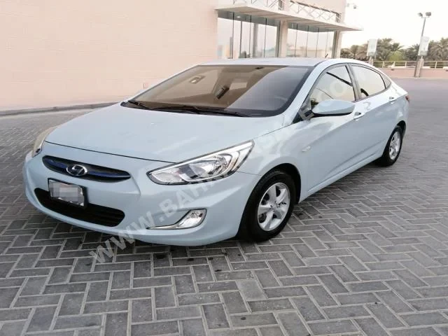 Hyundai Accent 1.6 2017 Sedan Automatic 4 75 FWD Light Sky Blue Gasoline