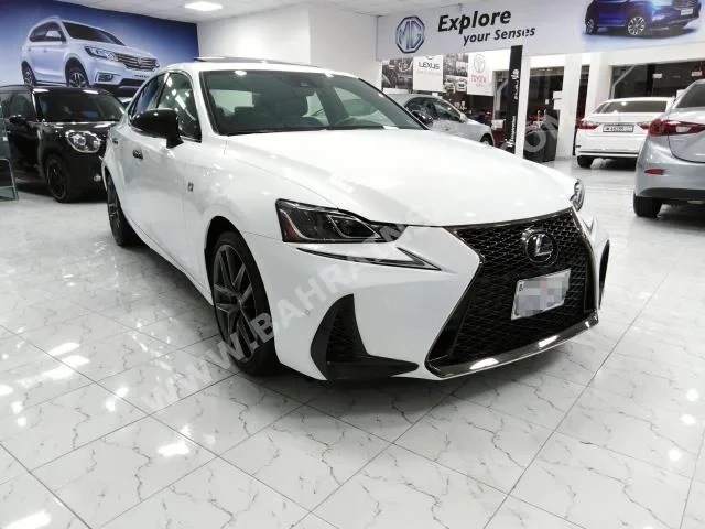Lexus IS 300 F 2019 Coupe / Sport Automatic 4 12 RWD White Gasoline